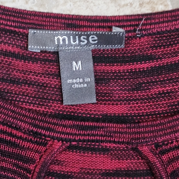 Muse Medium Red Black Grunge Fit Flare Midi Dress Textured Keyhole Rare Y2K Prep - Picture 4 of 7